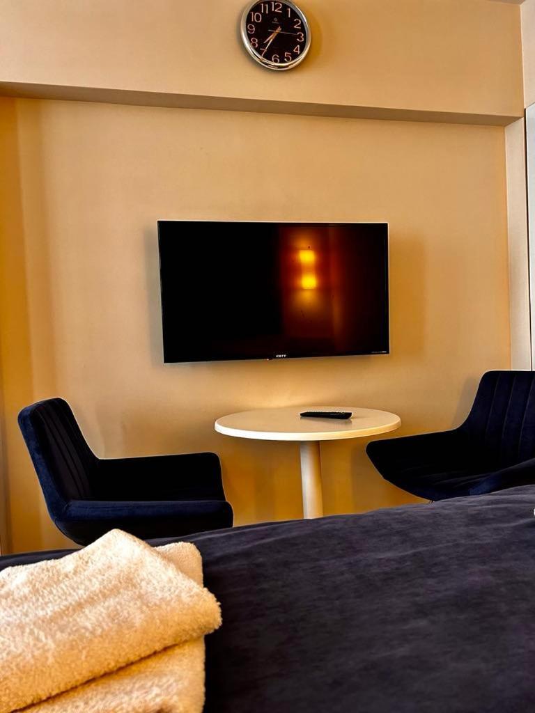 Apartment Twin Towers David Батуми Экстерьер фото