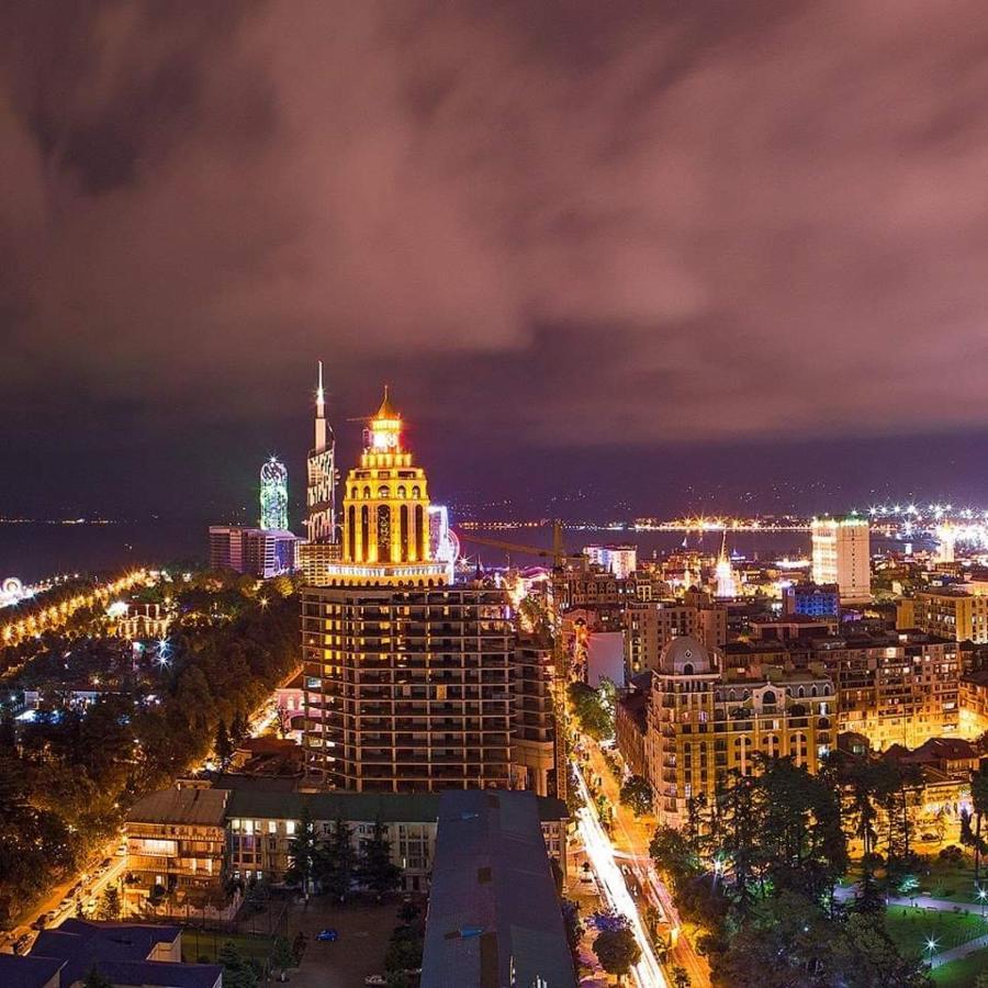 Apartment Twin Towers David Батуми Экстерьер фото